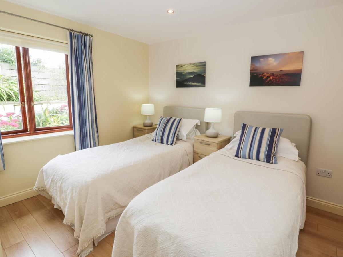 Manaros Cottage อาเบอร์ดารอน ภายนอก รูปภาพ