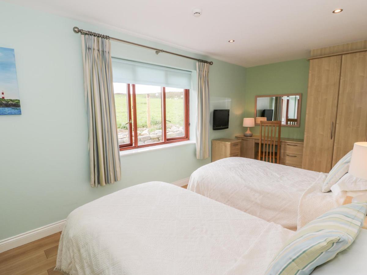 Manaros Cottage อาเบอร์ดารอน ภายนอก รูปภาพ